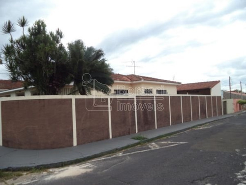 Imagem 3 de 6 de Venda De Casas / Padrão Na Cidade De Araraquara 2978