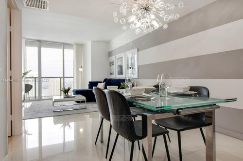 Departamento  En Venta En Brickell, Miami, Florida