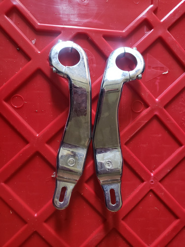 Soporte Carenado Liru82yf11034-2 Para Touring 15+ Cromado (Usado)