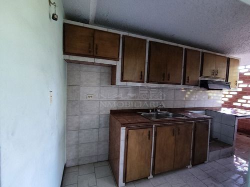 Imagen 4 de 9 de Invalmhouse Inmobiliaria. Apartamento En Venta. Nueva Casarapa Sector El Tablón. Guarenas-edo. Miranda