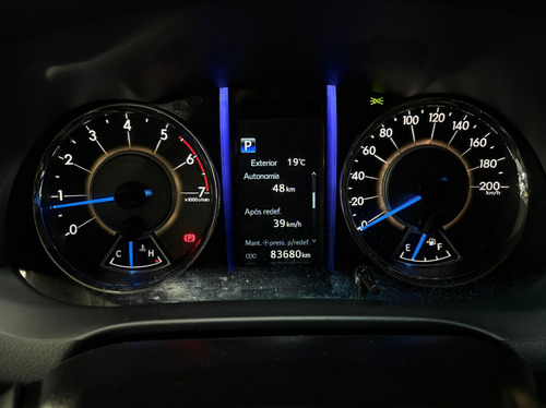 Toyota Hilux SW4 2.7 SRV 7 LUGARES 4X2 16V