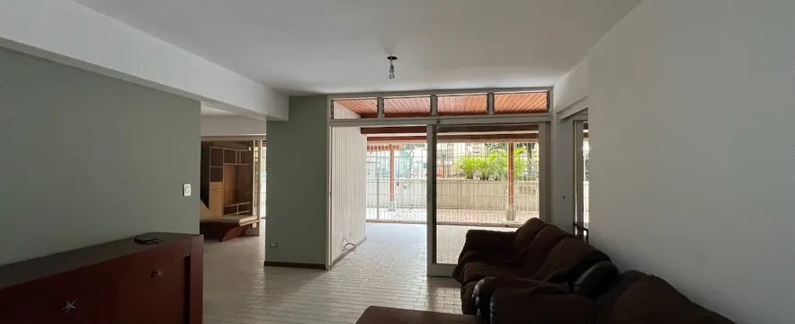 F47M+4CX, Leopoldo Aguerrevere, Caracas 1080, Miranda, Venezuela - Tzas. de Santa Fe - Caracas - Baruta (central) - Distrito Capital