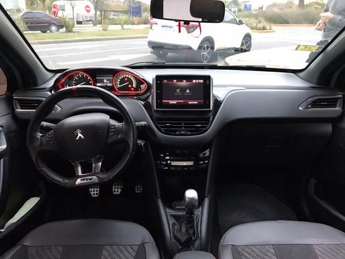 Imagen 7 de 16 de Peugeot 208 1.6 Gt Thp