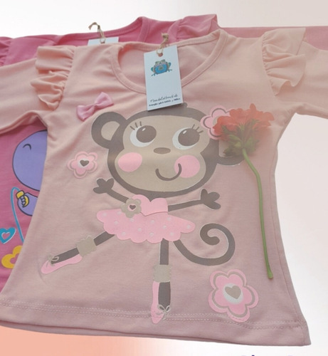 Imagen 1 de 2 de Remeras De Algodón Estampadas Manga Larga Con Volados Bebas