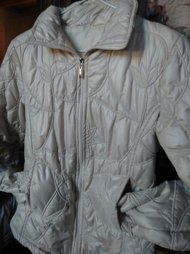 Campera Nylon Matelaseado Blanco Nacar Talle M - Impecable!