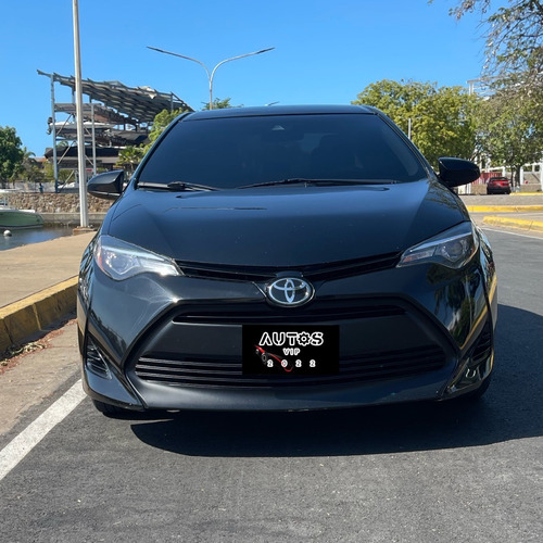 Imagen 2 de 9 de Toyota Corolla Le Canadiense