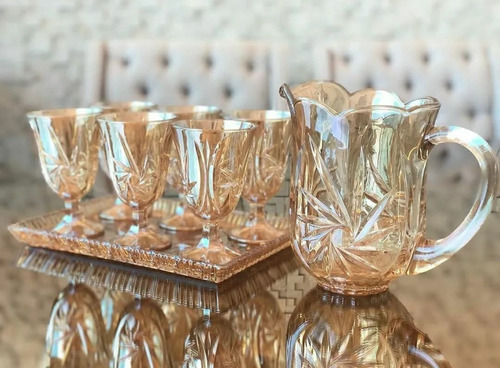 Set de 7 jarras de cristal con vasos de agua Lior Juice, color ámbar
