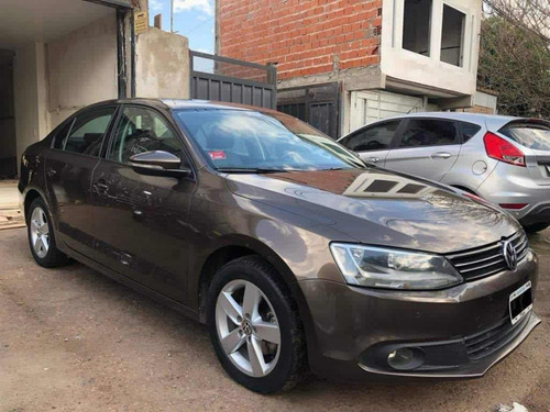 Volkswagen Vento 2.5 Luxury 170cv