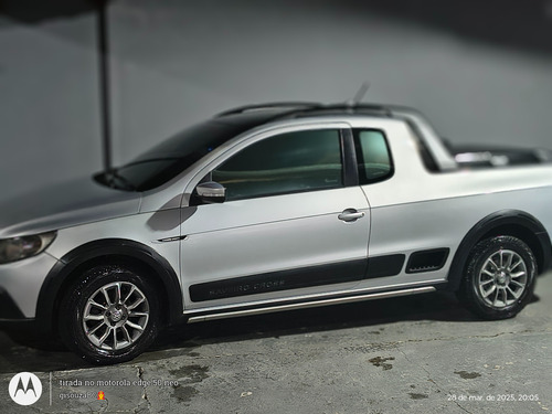 Volkswagen Saveiro 1.6 Cross Cab. Estendida Total Flex 2p