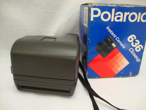 Antiga Camera Polaroid 636 Closeup Na Caixa Anos 80