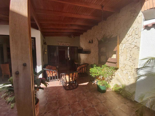 Imagen 7 de 14 de Venta Townhouse Residencias La Montaña
