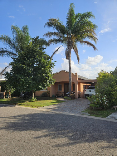 Casa En Planta Baja, La Cañada - Los Tilos - Pilar