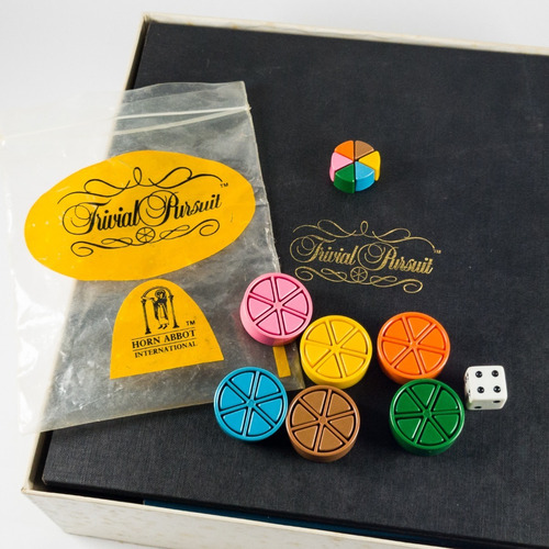 Jogo Trivial Pursuit Edition Genus Em Francês Completo (Usado)