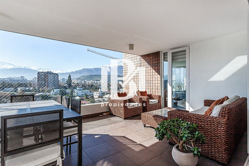 Departamento En Venta De 4 Dorm. En Las Condes
