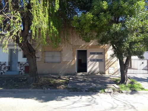 Casa En Venta En Excelente Zona De Berisso