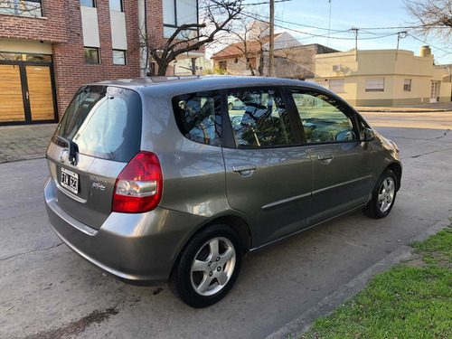 Imagen 11 de 18 de Honda Fit 2006 1.4 Lxl At