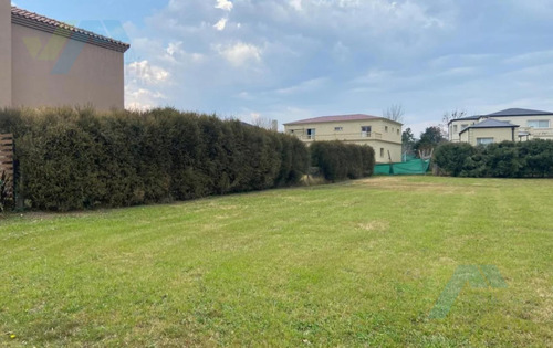 Venta Lote De Barrio Los Jazmines, Pilar Del Este, Pilar