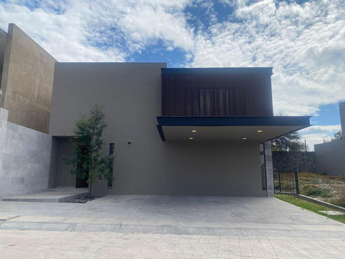 Casa En Venta En Lomas Del Campanario Iv, Querétaro