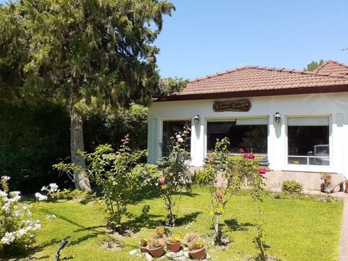 Casa Country Club Las Lajas En Gral. Rodriguez.