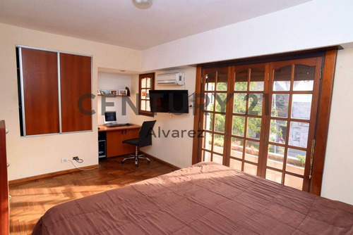 Imagen 19 de 27 de Venta De Casa De 6 Ambientes En Remedios De Escalada