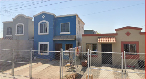 Km Casa En Venta De Recupercion Bancaria  Av. Bedar Num 196 Mexicali