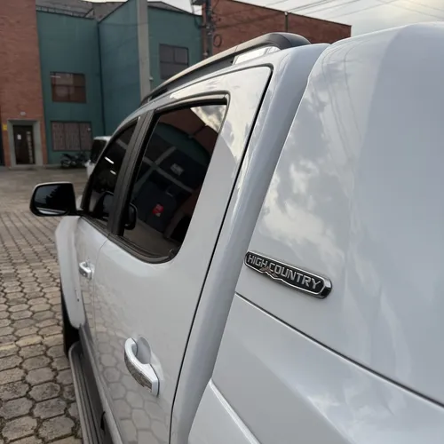 Chevrolet Colorado 2.8 High Country