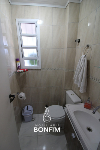 Imagem 11 de 23 de Sobrado Em Condomínio Com 3 Dormitórios À Venda Com 185m² Por R$ 540.000,00 No Bairro Capão Raso - Curitiba / Pr - Sob0158