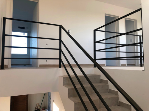 Imagen 4 de 10 de Casas Americanas Premoldeadas En 30 Dias