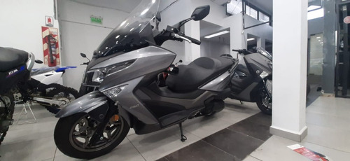 Scooter Kymko Xtown 250 2019 0km Performance Bikes