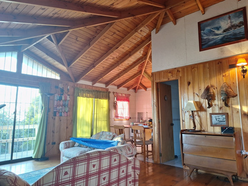 Linda Casa Gran Terreno 750 Mts Av España Con Tralcamahuida