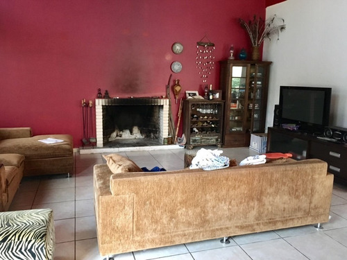 Casa Em Tristeza Com 4 Dormitórios - Vz4048