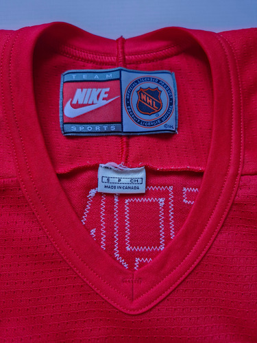 Remera Camiseta Deportiva Hombre Original Nhl Nike S (Usado)