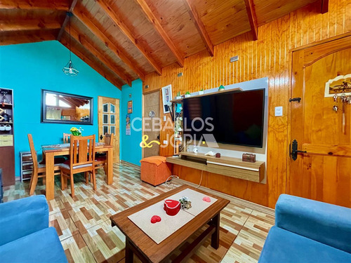 Casa En Venta De 7 Dorm. En Quilpué