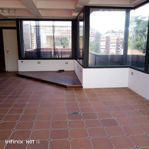En Venta Lujoso Ph Urb. La Tahona De 420m2 / 4h / 7b / 4p / 1 M