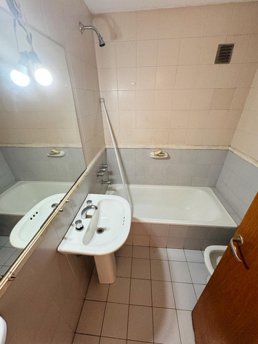 Departamento Con Cochera Propia A La Venta !