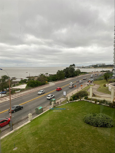 Imagen 3 de 13 de Apartamento Con Vista Rambla En Venta 3 Dormitorios