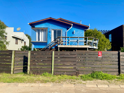 Se Venden Dos Cabañas En Tranquilo Barrio De Los Molles