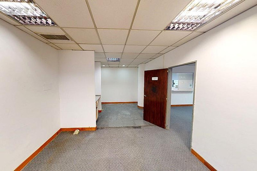 Imagen 3 de 16 de Oficina En Buen Estado | Excelente Ubicación