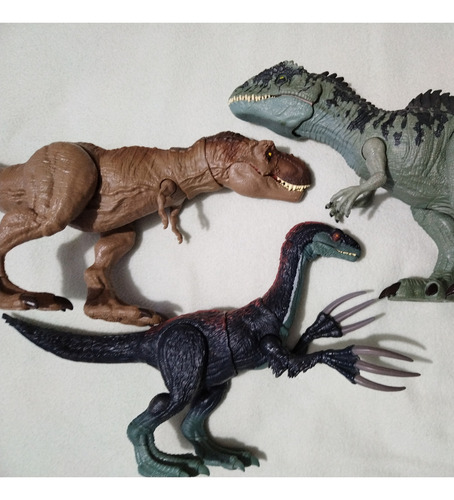 Giganotosaurus T-rex Y Theryzinosaurus Jurassic World (Usado)