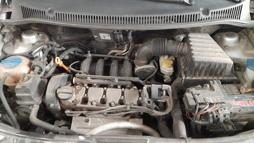 Volkswagen Suran 1.6 Imotion Highline 11c