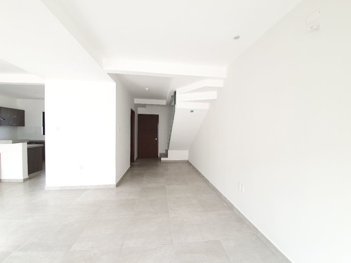 Imagen 6 de 26 de Fracc Lomas De La Rioja Casa En Venta Con Roof Garden Vista