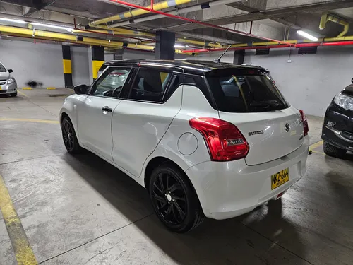 Suzuki Swift 1.2 Hybrid 2Wd