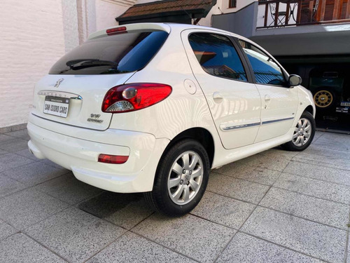 Peugeot 207 2013 1.4 Allure Hdi 70cv