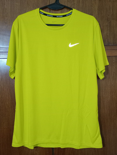 Oferta: Combo 1: 7 Remeras: 6. Nike Dry Fit + 1 Ascics      