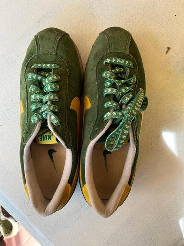 Imagen 4 de 7 de Zapatillas Nike Cortez Verdes Gamuza Us 7.5 Poco Uso