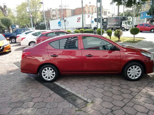 Nissan Versa 1.6 Drive Mt