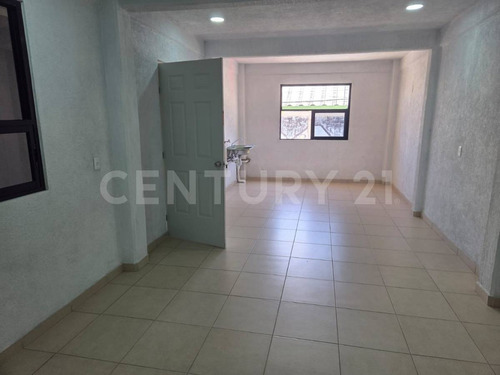 Edificio De Oficinas En Renta En Col. El Paraje, San Fco Chilpán, Tultitlán