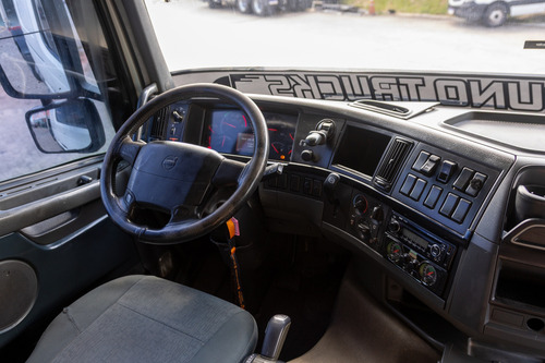 Volvo Fh 420 I-shift Globetrotter 6x2 Em Excelente Estado