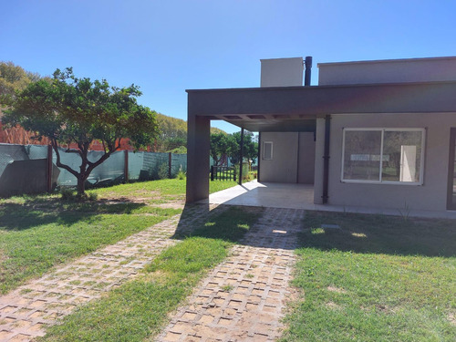 Casa En Venta 2 Dormitorios Azahares Del Paraná - Fighiera