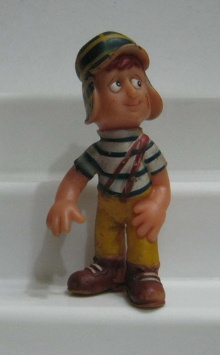 Lindo Boneco Do Chaves, Da Antiga  Em Material Emborrachado